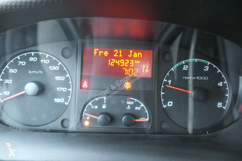 Furgoneta Iveco Daily 35 S11 C30C AUTOMATIK...