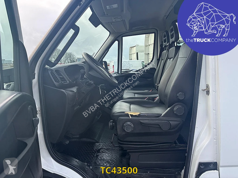 Iveco 35C15V12 Double cab 7 places Transporter