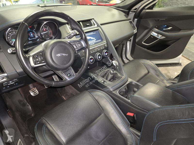 Samochód dostawczy Jaguar E-PACE D150 - AWD...