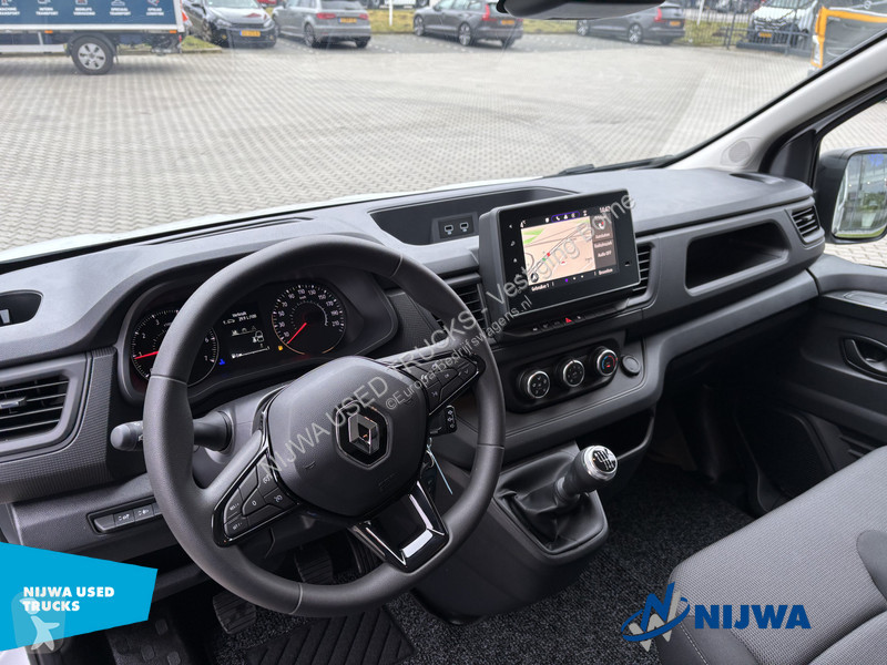Samochód dostawczy Renault 150 L2H1 Dubbel...