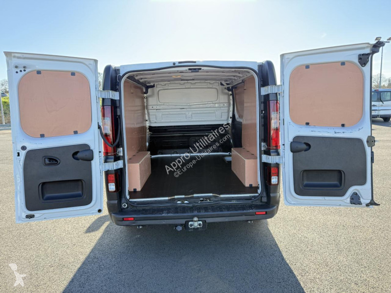 عربة نفعية Nissan PRIMASTAR Acenta 2.8t L1H1...