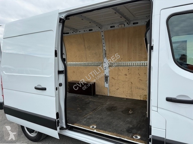 عربة نفعية Renault MASTER III FG F3500 L2H2 2.3...