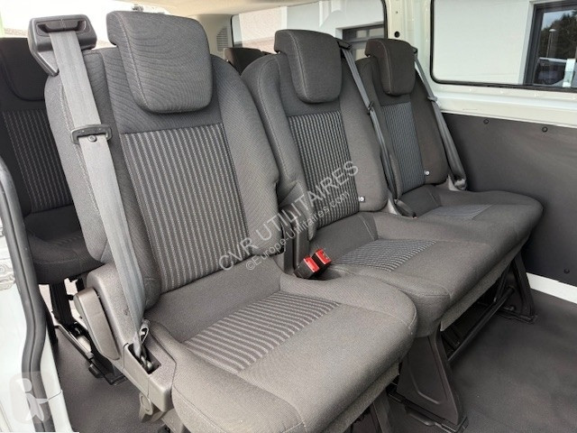 Véhicule utilitaire Ford TRANSIT CUSTOM KOMBI...