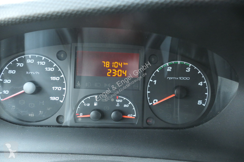 Furgoneta Iveco Daily 35 S11 C30C AUTOMATIK...