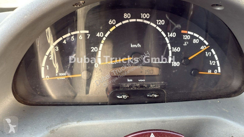 عربة نفعية Mercedes