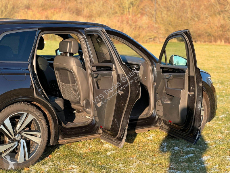عربة نفعية Volkswagen R-Line 4Motion
