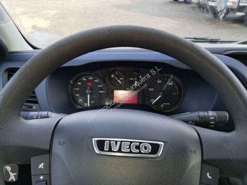 عربة نفعية Iveco