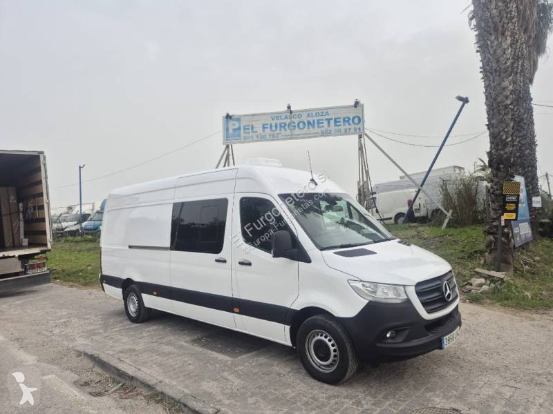 Furgoneta Mercedes