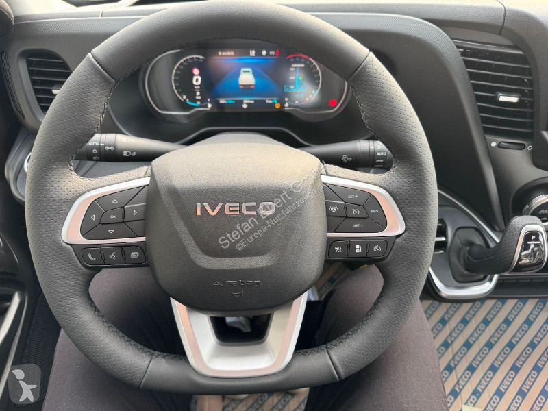 Nyttofordon Iveco 35S14 HA8 Fahrgestell...