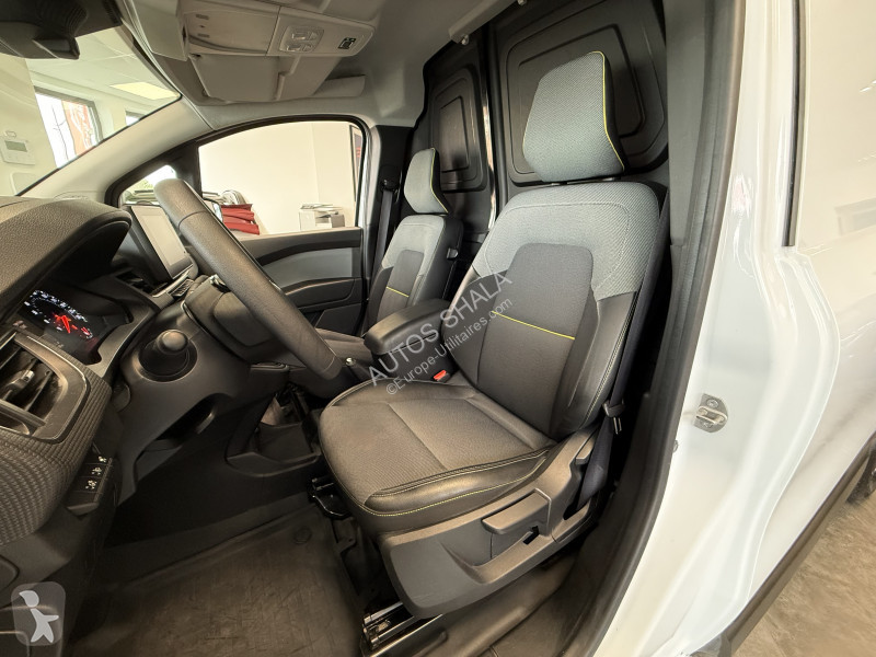 Véhicule utilitaire Renault KANGOO VAN / PRIX...