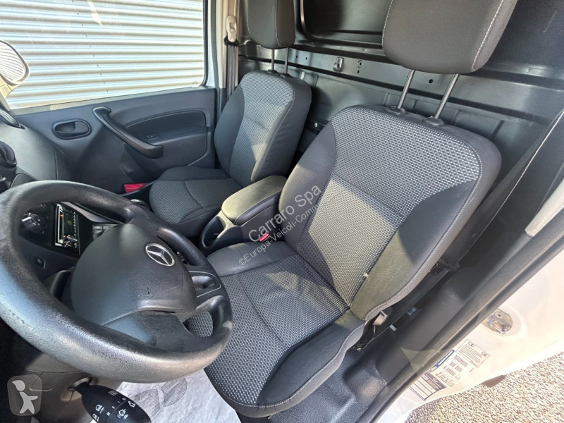Veicolo commerciale Mercedes I 2016