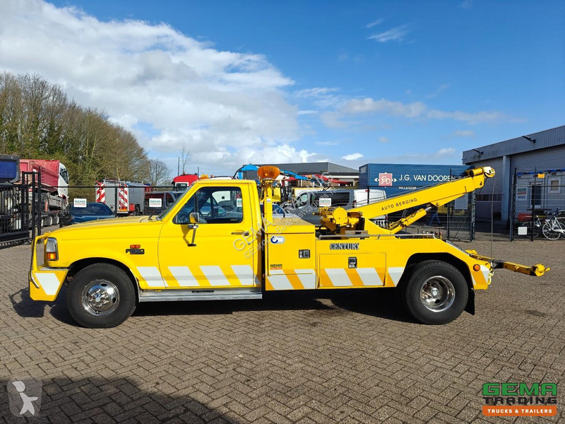عربة نفعية Ford XLT 4x2 Century FI-7789-093T...