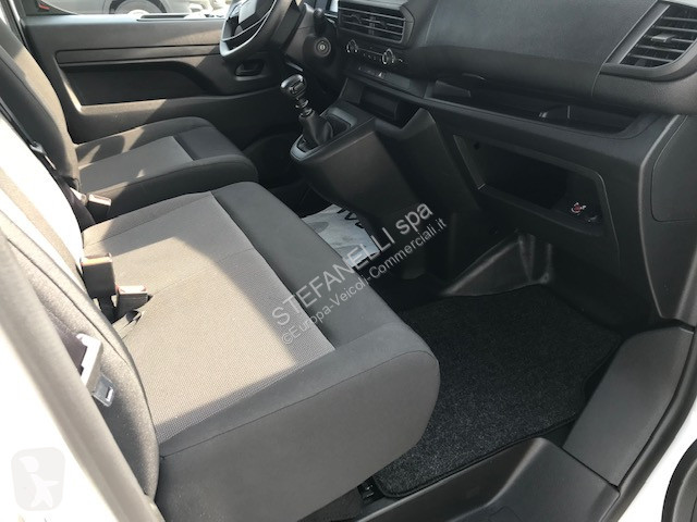 عربة نفعية Opel VIVARO 2.0 145 L2H1