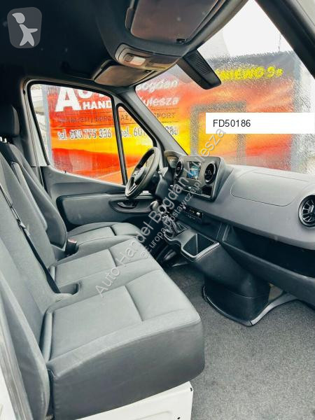 Furgoneta Mercedes
