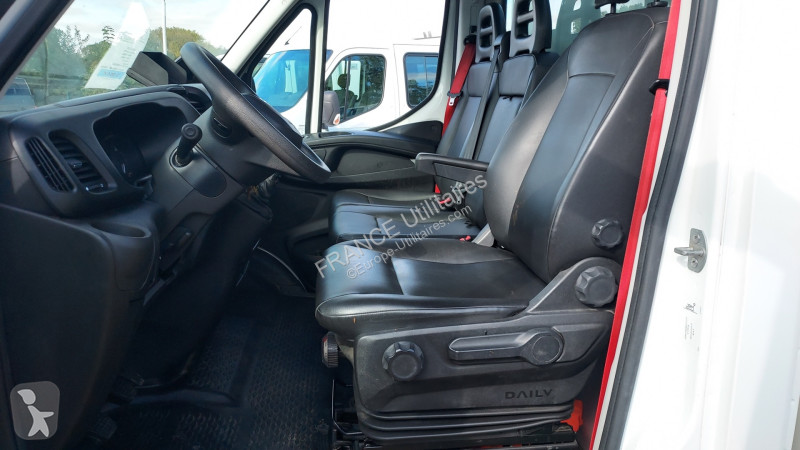 Véhicule utilitaire Iveco DAILY BENNE ACIER JPM...