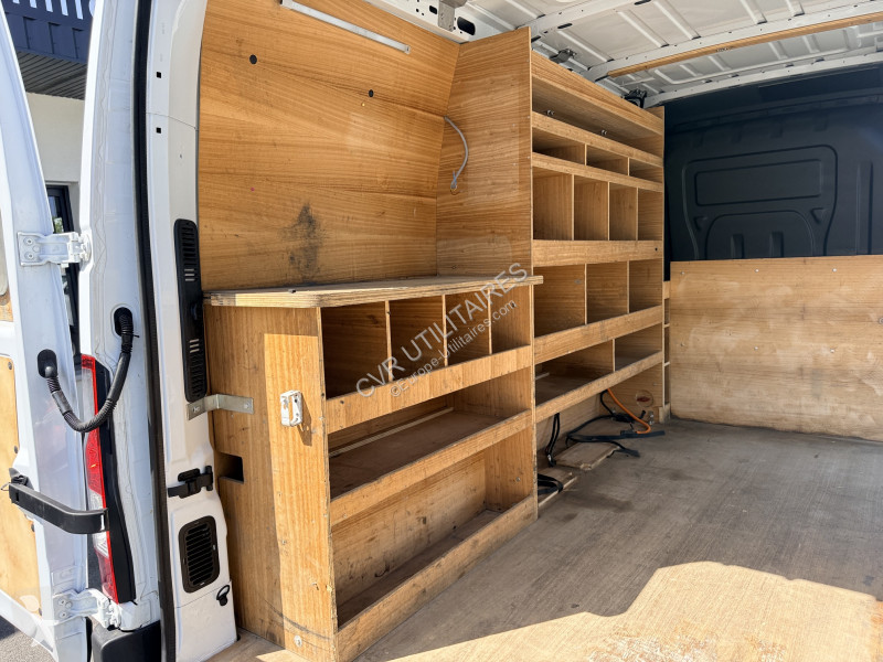 عربة نفعية Renault MASTER III FG F3500 L2H2 2.3...