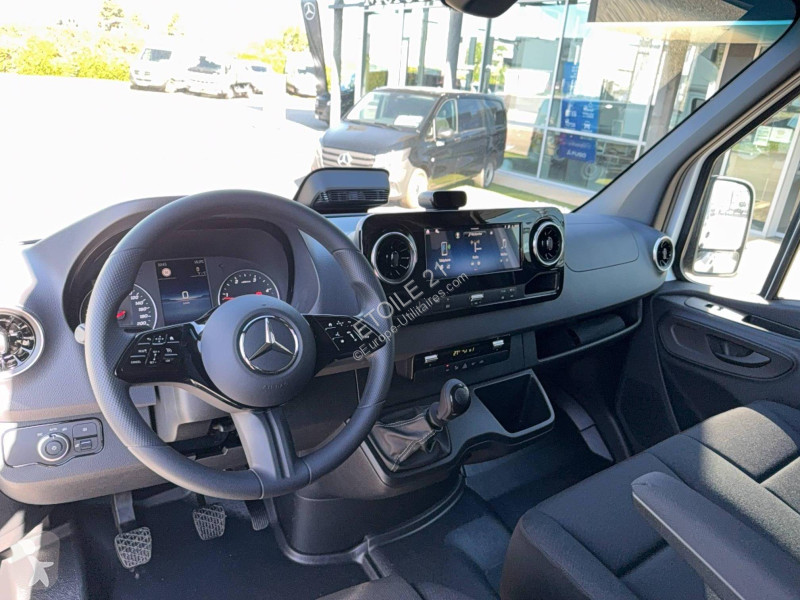 عربة نفعية Mercedes SPRINTER FGN 317 CDI 43...