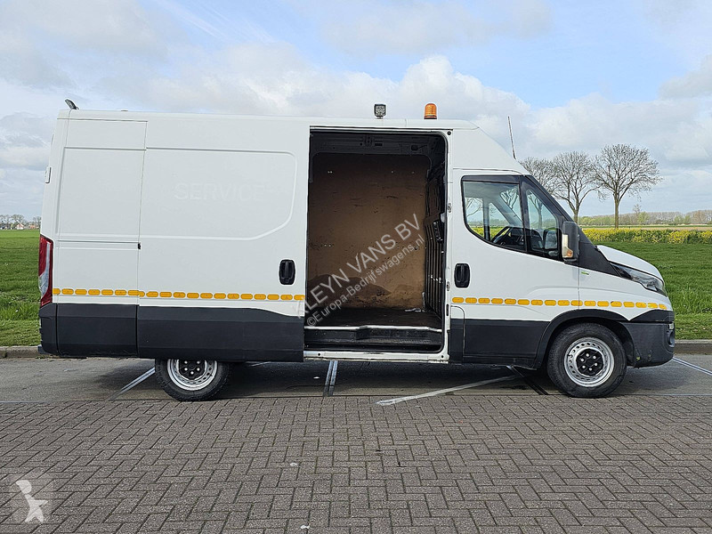 Furgoneta Iveco 35 S 14