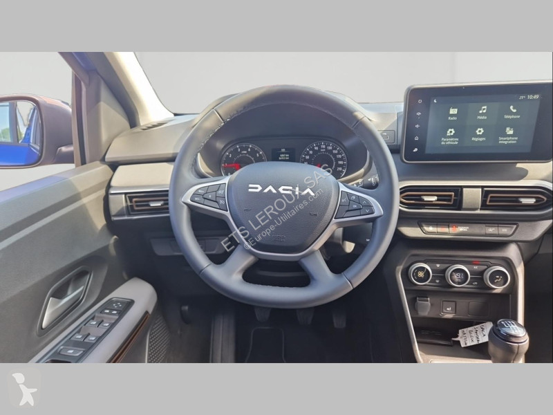 Véhicule utilitaire Dacia SANDERO