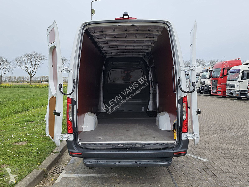 عربة نفعية Mercedes 320 300Km WLTP 81kWh