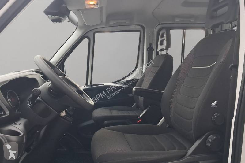 عربة نفعية Iveco