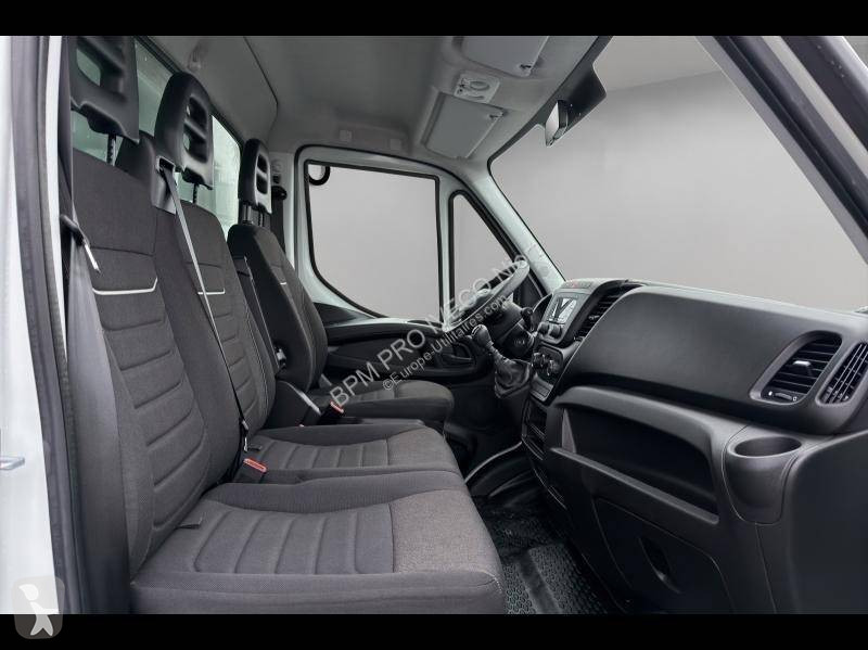 عربة نفعية Iveco