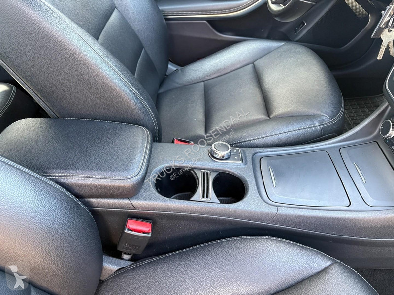 عربة نفعية Mercedes CLA-Klasse