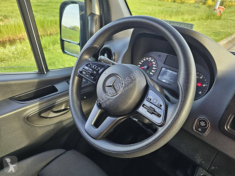 Bedrijfswagen Mercedes 317 L2H2 Mbux RWD Euro6!