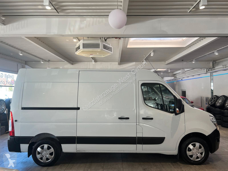عربة نفعية Nissan 2,3 dCi...