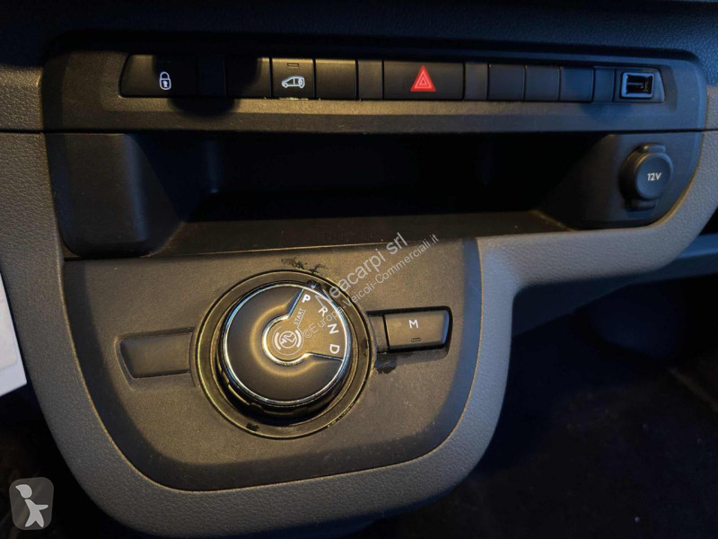 عربة نفعية Opel