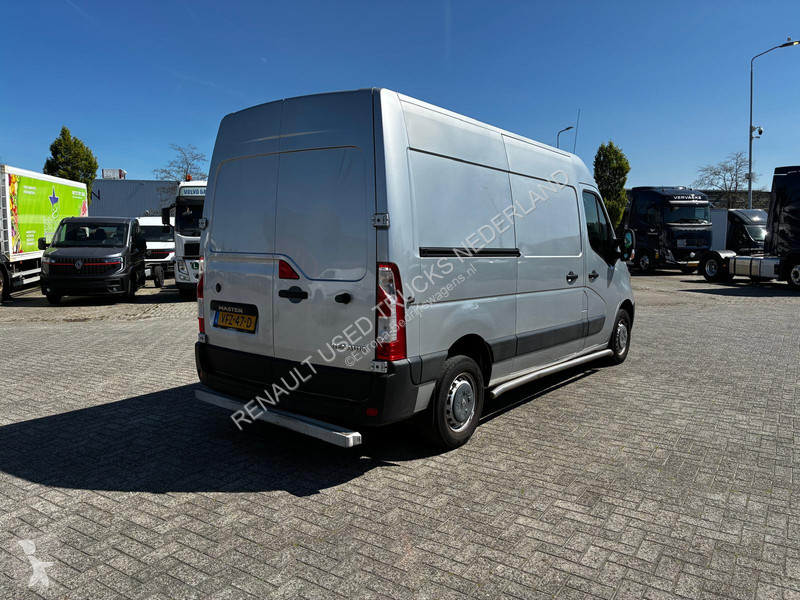 Furgoneta Renault 150.35 L2 H2 2.3 Dci, Airco,...