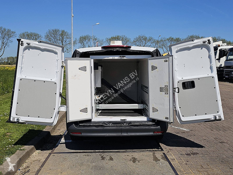 Furgoneta Mercedes 110 Veba box XL EURO6