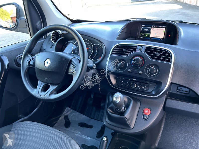Véhicule utilitaire Renault Maxi Grand Volume...