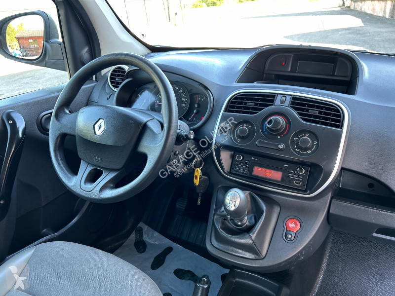 Véhicule utilitaire Renault Maxi Grand Volume...