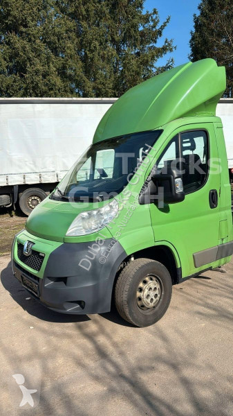 Véhicule utilitaire Peugeot HDi Motor NEU mit...