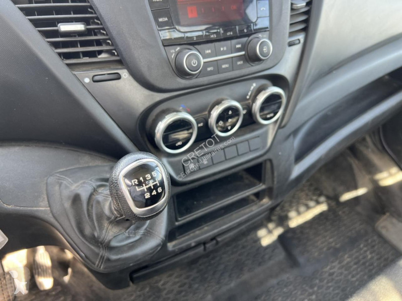 Véhicule utilitaire Iveco DAILY 35C14 Euro6 Benne