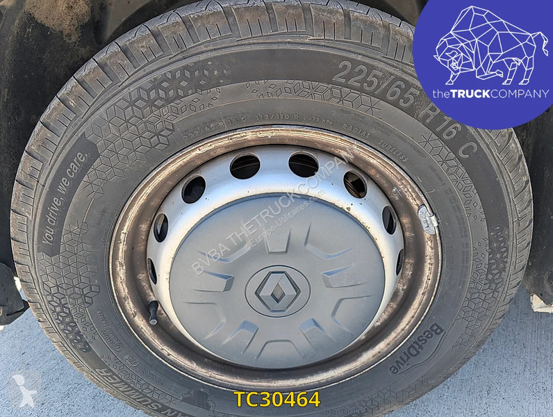 Samochód dostawczy Renault 145.35 nacelle klubb