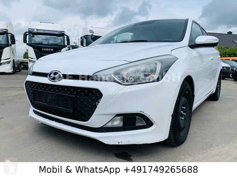 Samochód dostawczy Hyundai i20 blue Trend 1,4 L...