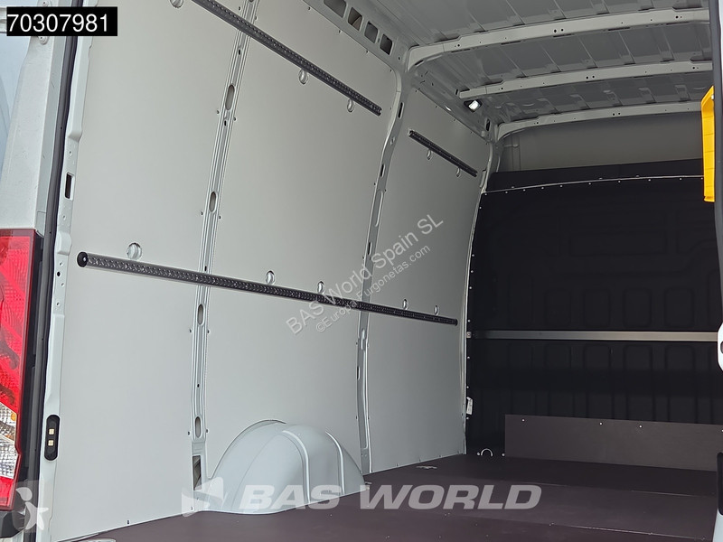 Furgoneta Iveco 35S18 Nuevo - 3.0L - Automático...