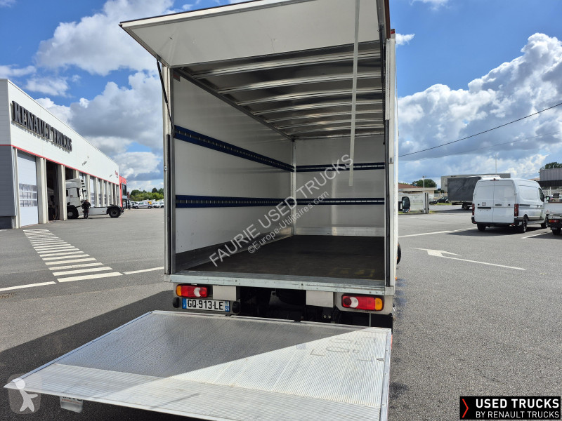 Renault  Transporter