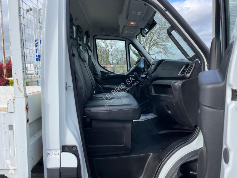 Véhicule utilitaire Iveco  DAILY 35C14