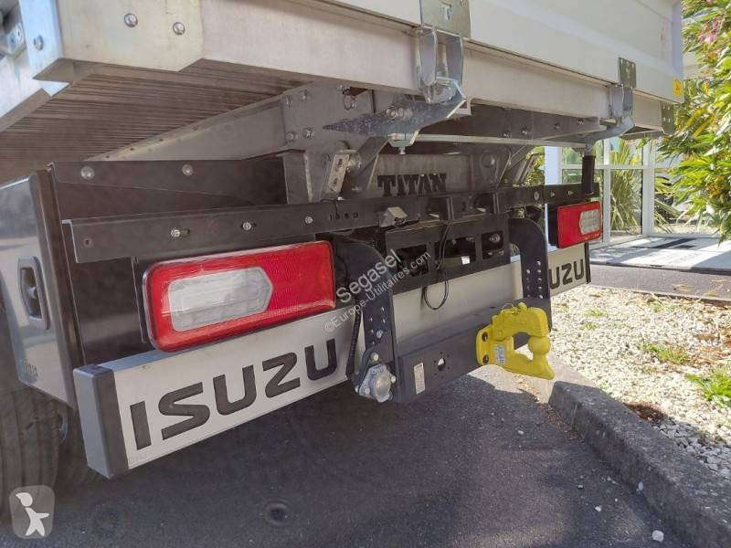 Furgoneta Isuzu