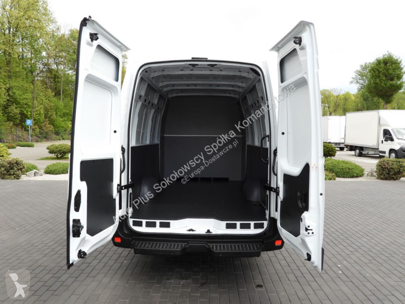 Samochód dostawczy Renault  MASTER