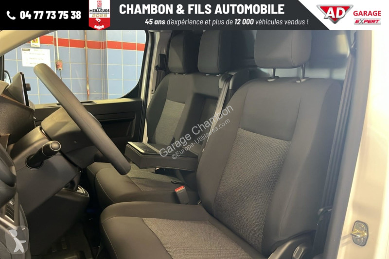 Véhicule utilitaire Peugeot Fourgon M DIESEL...