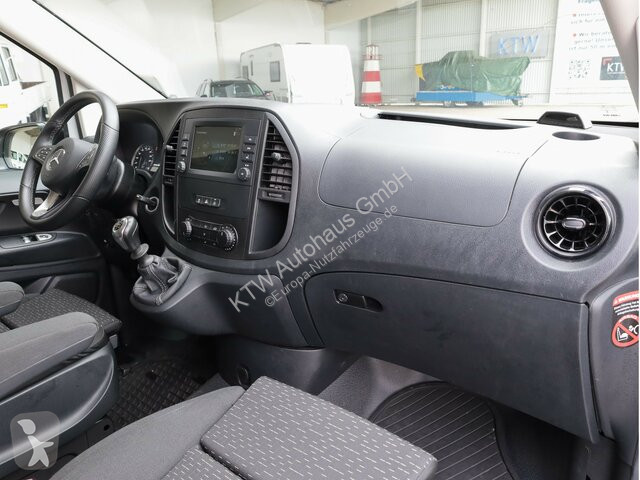 عربة نفعية Mercedes Vito 114...