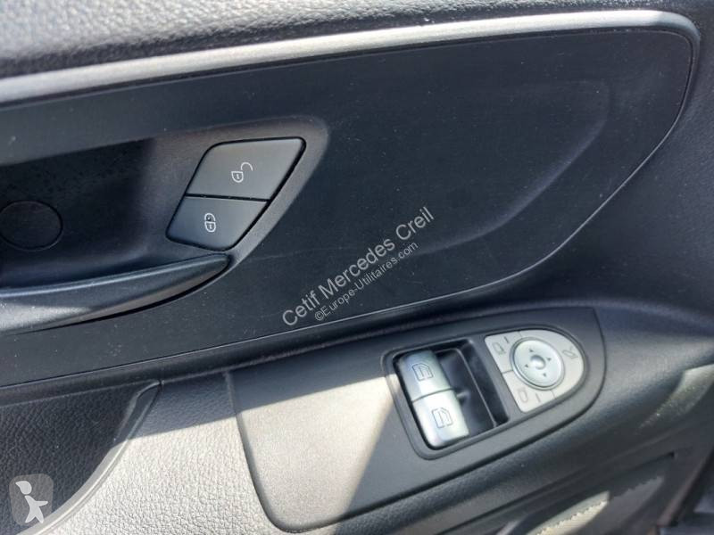 عربة نفعية Mercedes
