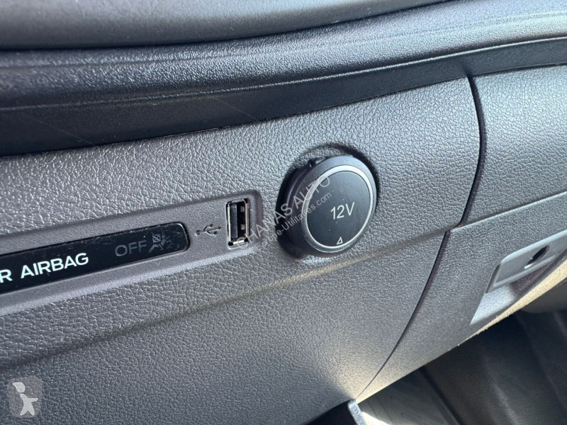 Véhicule utilitaire Ford 350 L2H2 2.0 EcoBlue...