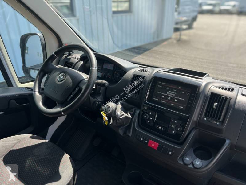 Véhicule utilitaire Opel