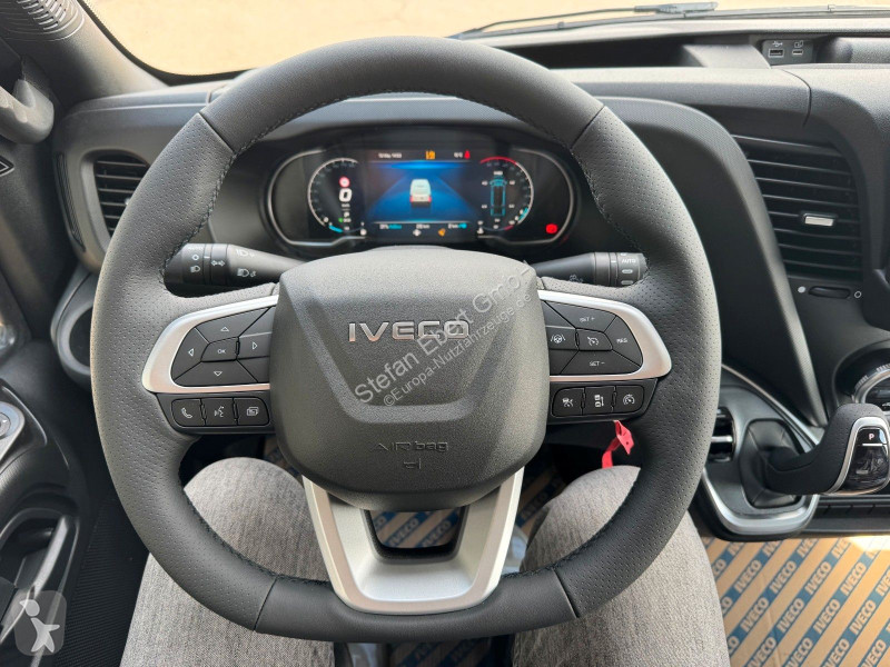 عربة نفعية Iveco 35S18 HA8 3.0L...