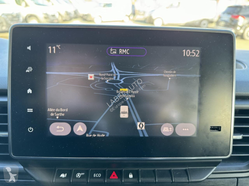 عربة نفعية Renault 2.0